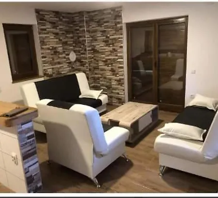 Vlasicki San شقة ترافنيك